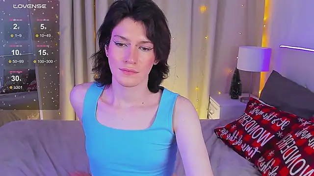 Snapshot of Kolette_Gray chatting on 12-22-24, 06:48 Kolette Gray online show from 12-22-24, 06:48