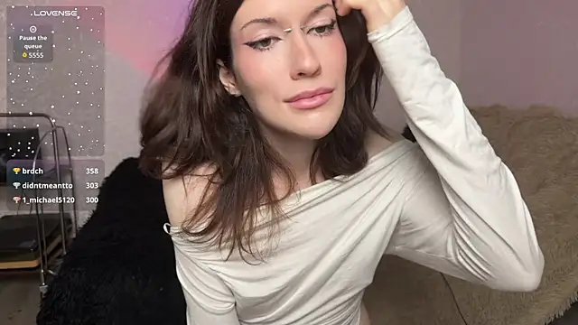 Kolette Gray online show from 05-16-26, 10:23