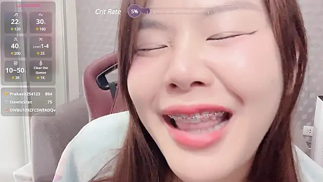 nenechuchu online show from 02-14-25, 08:31