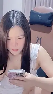 nenechuchu online show from 10-03-25, 05:26