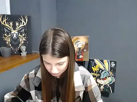 felicity gold online show from 12-16-25, 07:02