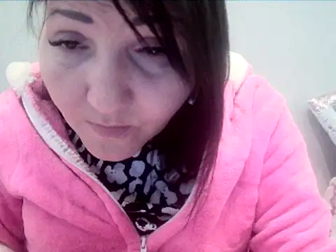 Snapshot of ClaireSunset chatting on 05-14-26, 05:31 ClaireSunset online show from 05-14-26, 05:31