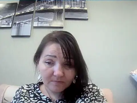 Snapshot of ClaireSunset chatting on 06-01-26, 05:25 ClaireSunset online show from 06-01-26, 05:25