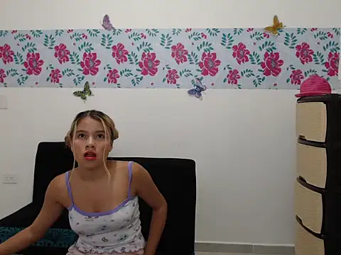 Naomi991 online show from 12-31-24, 01:57