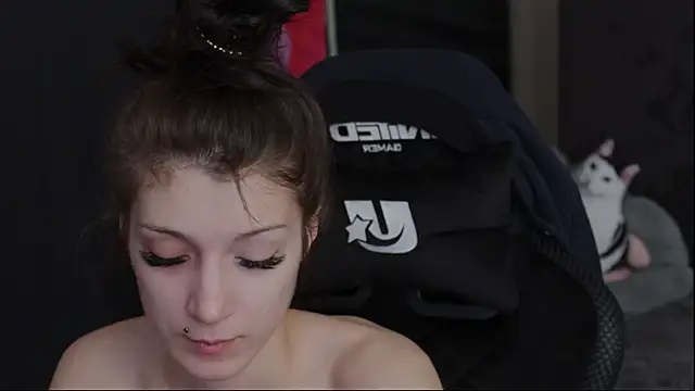 Kathleen Meow online show from 12-08-24, 09:13