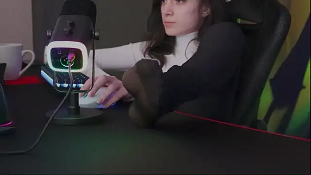 Kathleen Meow online show from 12-19-24, 09:07