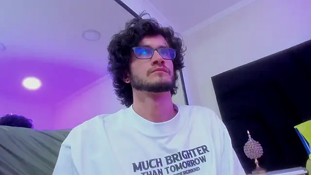 Loggan donnelly online show from 01-02-25, 11:49