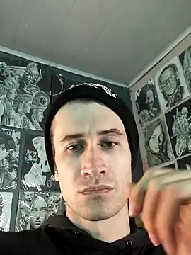 Loggan donnelly online show from 12-21-25, 04:03