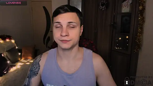 handsome guy01 online show from 12-01-25, 08:36