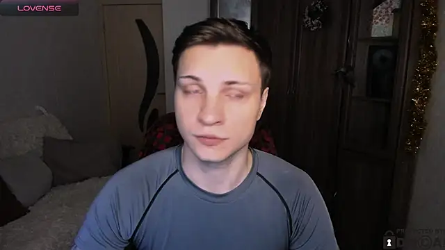 handsome guy01 online show from 12-20-25, 01:45