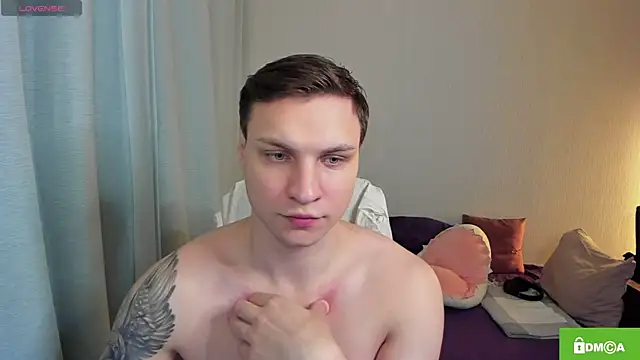 handsome guy01 online show from 04-02-26, 07:22