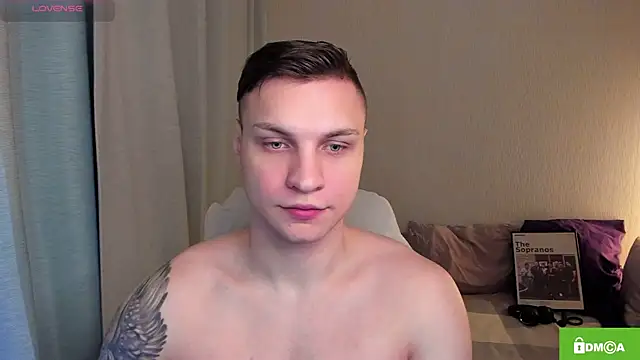 handsome guy01 online show from 04-23-26, 08:33