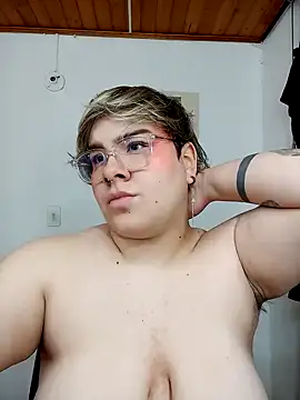 amalia love online show from 01-11-25, 09:36