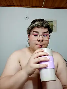 amalia love online show from 03-23-25, 01:09