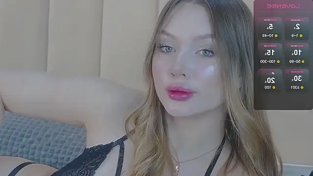 ViolaFlirt online show from 01-25-25, 04:13