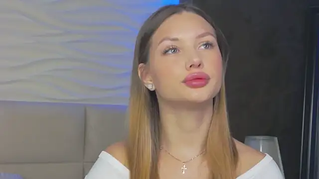 ViolaFlirt online show from 03-14-25, 04:10