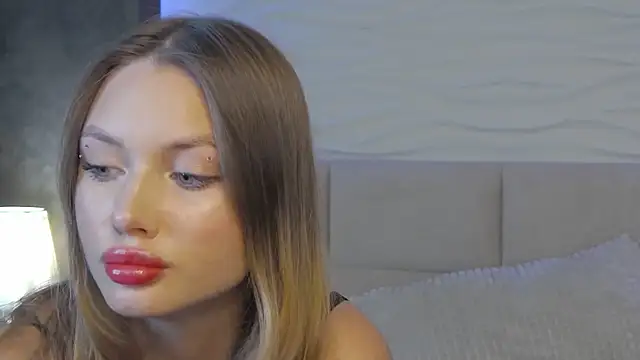 ViolaFlirt online show from 03-22-25, 07:25