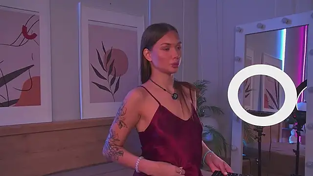 ViolaFlirt online show from 11-16-25, 04:18