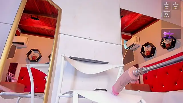 Snapshot of BritannyClaire chatting on 11-08-25, 09:46 BritannyClaire online show from 11-08-25, 09:46