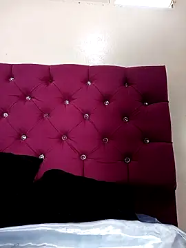 Snapshot of tiffany_Bitch chatting on 10-26-25, 09:21 tiffany Bitch online show from 10-26-25, 09:21