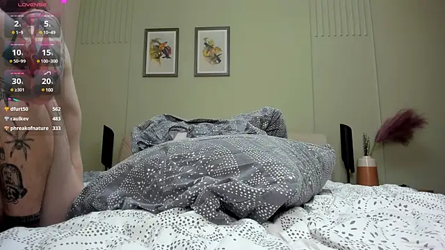 ravenousbiter online show from 12-08-24, 10:47