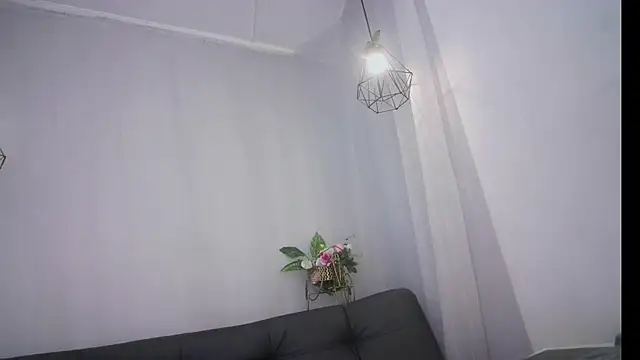 Snapshot of Aurora_ath chatting on 01-11-25, 08:11 Aurora ath online show from 01-11-25, 08:11