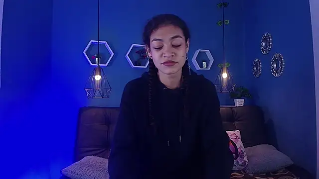 Snapshot of Aurora_ath chatting on 02-13-26, 07:32 Aurora ath online show from 02-13-26, 07:32