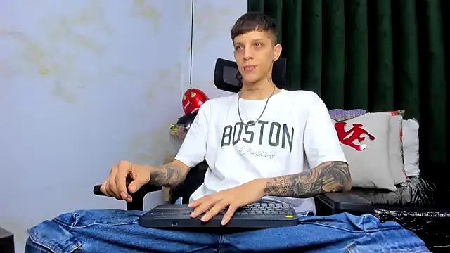 Adam hard  online show from 02-14-25, 08:48