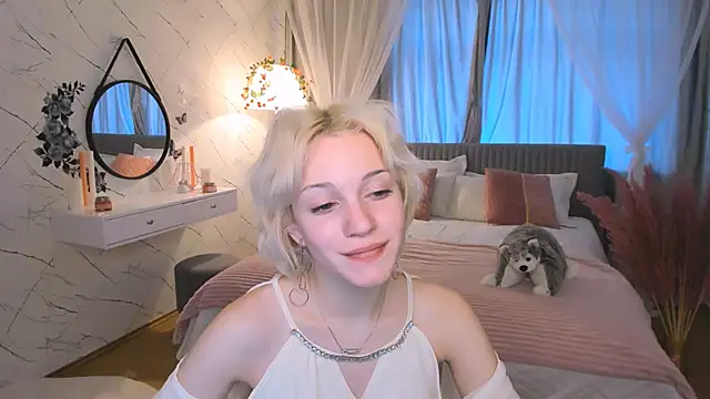 Snapshot of VelvetVixen155 chatting on 12-06-24, 06:37 VelvetVixen155 online show from 12-06-24, 06:37