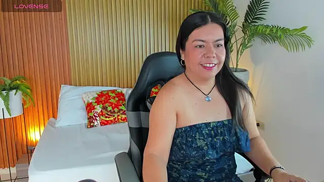 Snapshot of nahia_13 chatting on 12-02-25, 12:10 nahia 13 online show from 12-02-25, 12:10