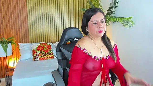 Snapshot of nahia_13 chatting on 12-05-25, 12:03 nahia 13 online show from 12-05-25, 12:03