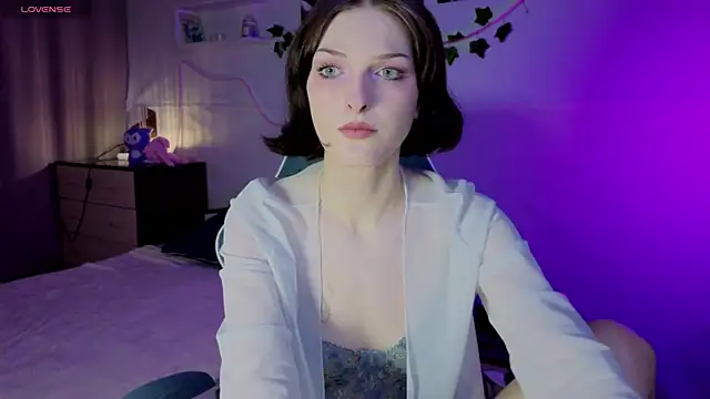 Sweet Paradox online show from 09-17-25, 10:55