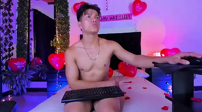 Valentino  X online show from 02-14-25, 06:08