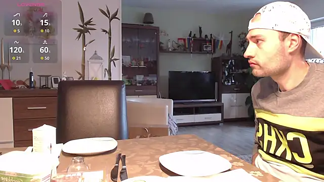 xxJANI2xx online show from 01-11-26, 07:46