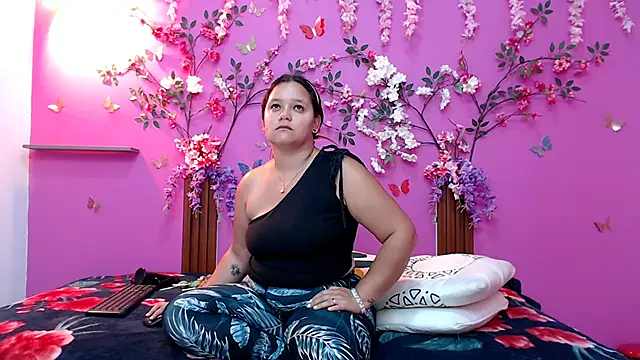 analdeepalejandra18 online show from 02-17-25, 07:21
