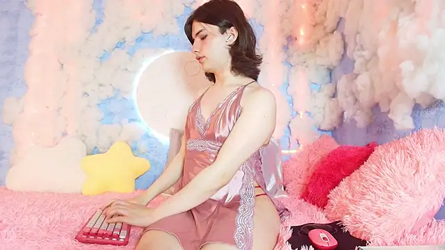 Snapshot of Angel_shiny chatting on 11-15-25, 12:13 Angel shiny online show from 11-15-25, 12:13