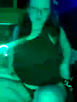 Snapshot of angel_star420864 chatting on 02-24-25, 03:44 angel star420864 online show from 02-24-25, 03:44