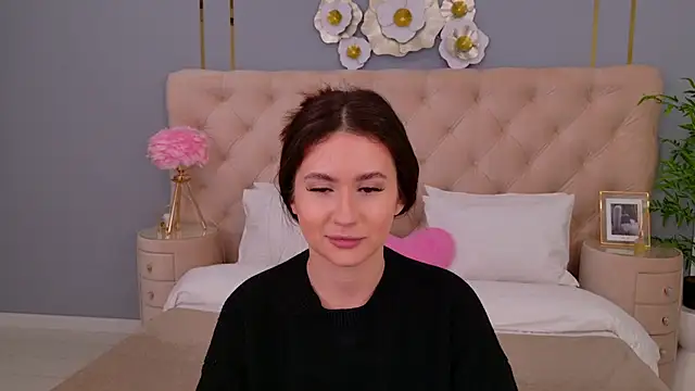 milaleoneli online show from 03-01-25, 12:34