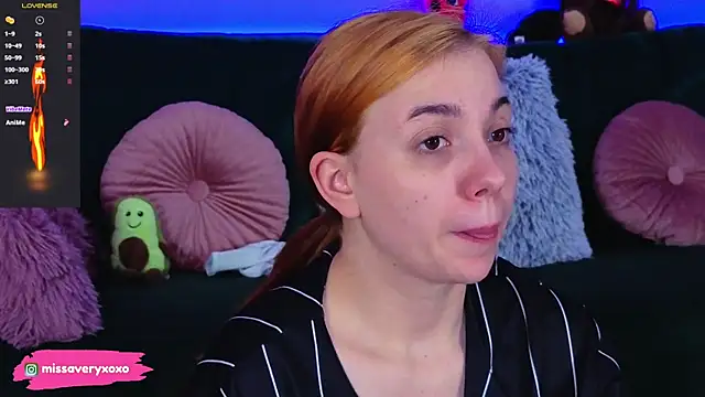 AveryWillow online show from 04-07-26, 09:04