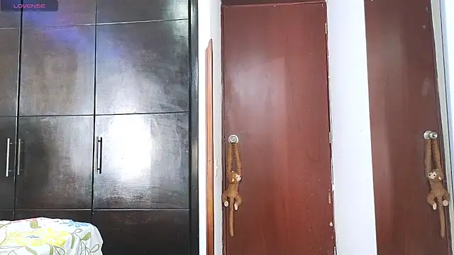 mandy renzon1  online show from 02-14-25, 06:40