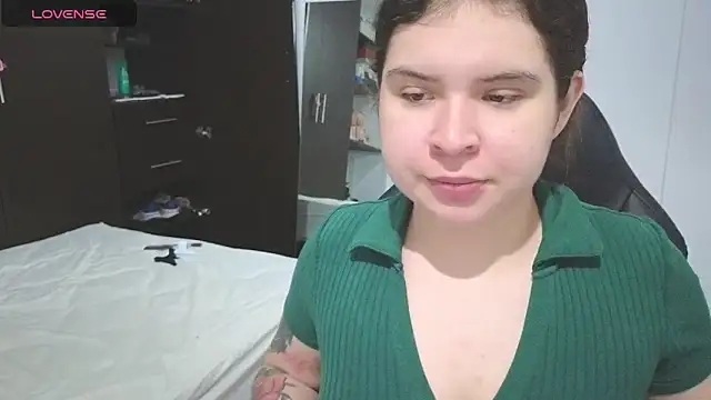 mandy renzon1  online show from 10-14-25, 02:23