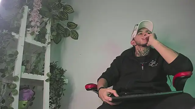 the beast master  online show from 01-25-25, 12:26