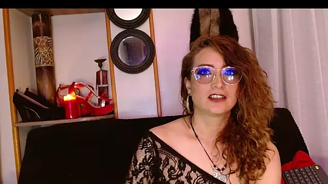 AdeleMourfg online show from 02-11-25, 06:19