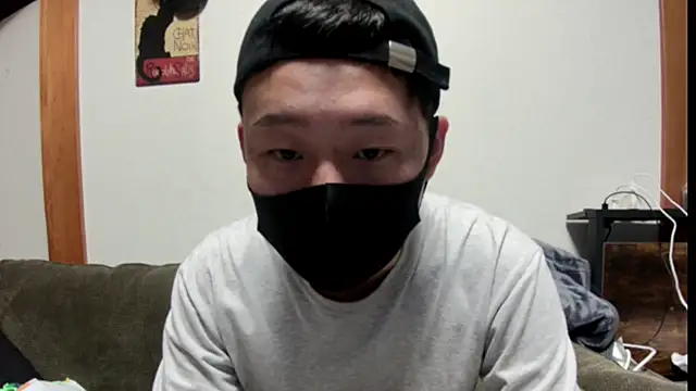 Snapshot of tuki_fu chatting on 01-03-25, 11:25 tuki fu online show from 01-03-25, 11:25