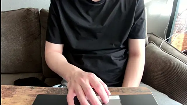 Snapshot of tuki_fu chatting on 02-15-25, 05:51 tuki fu online show from 02-15-25, 05:51