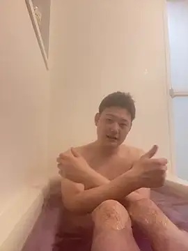 Snapshot of tuki_fu chatting on 03-19-25, 11:06 tuki fu online show from 03-19-25, 11:06