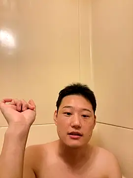 Snapshot of tuki_fu chatting on 09-22-25, 10:17 tuki fu online show from 09-22-25, 10:17