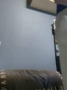 Snapshot of tuki_fu chatting on 09-24-25, 12:08 tuki fu online show from 09-24-25, 12:08