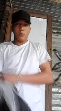 Snapshot of tayson_ chatting on 01-16-25, 11:58 tayson online show from 01-16-25, 11:58