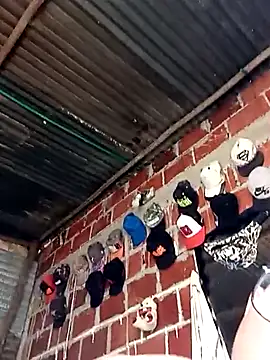 Snapshot of tayson_ chatting on 01-29-25, 09:28 tayson online show from 01-29-25, 09:28